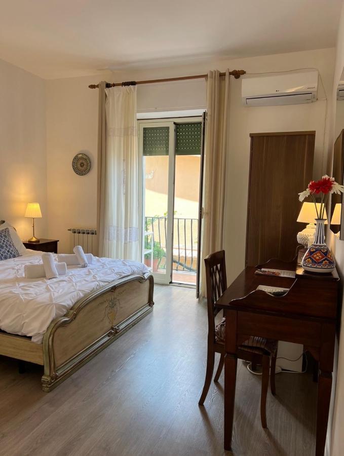 La Guardiola Di Angela E Nino Bed & Breakfast Taormina Bagian luar foto
