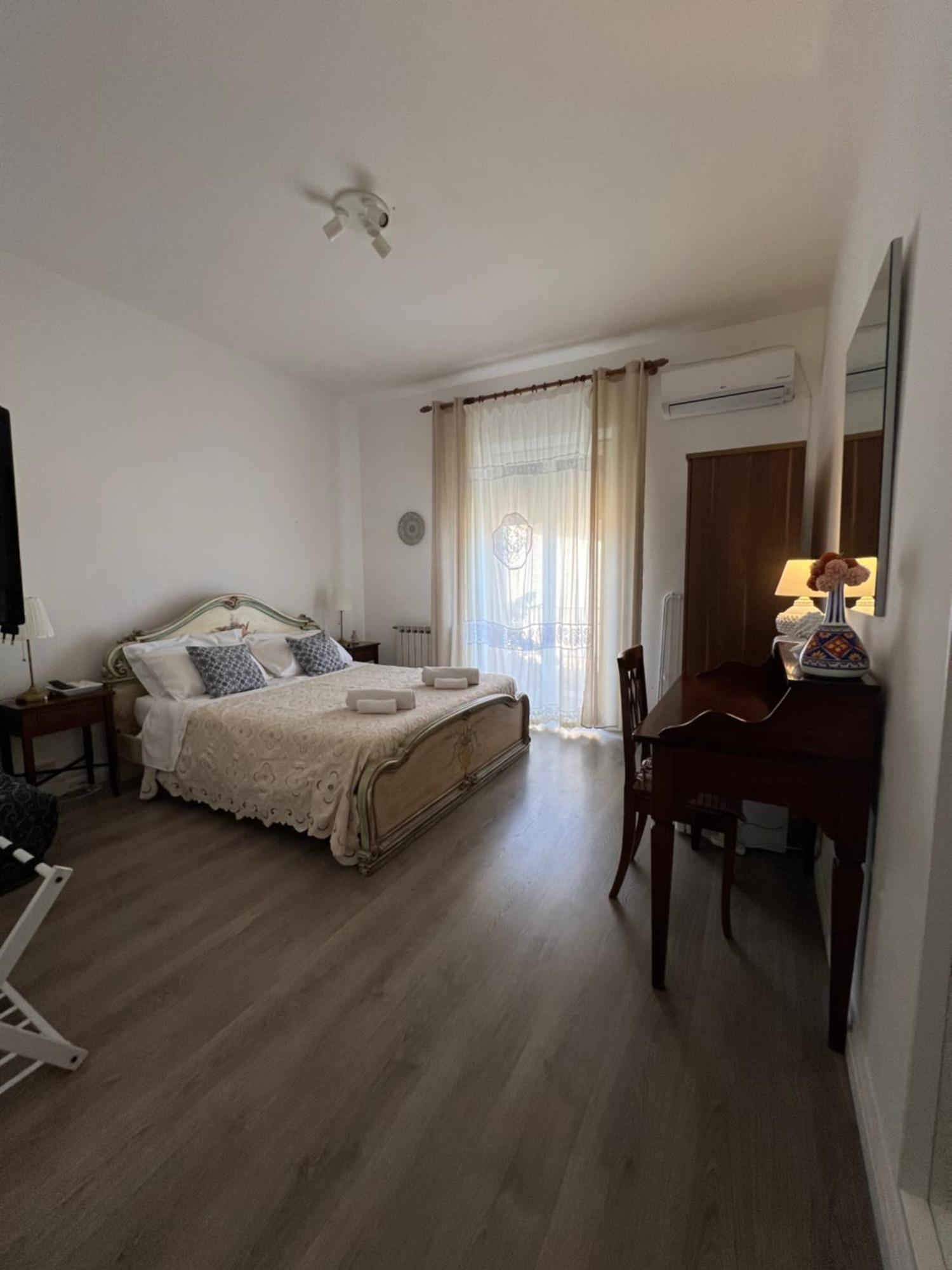 La Guardiola Di Angela E Nino Bed & Breakfast Taormina Bagian luar foto